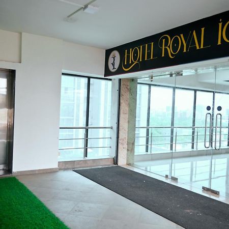 Hotel Royal Ican Sindhubhavan Road Ahmedabad Exterior foto