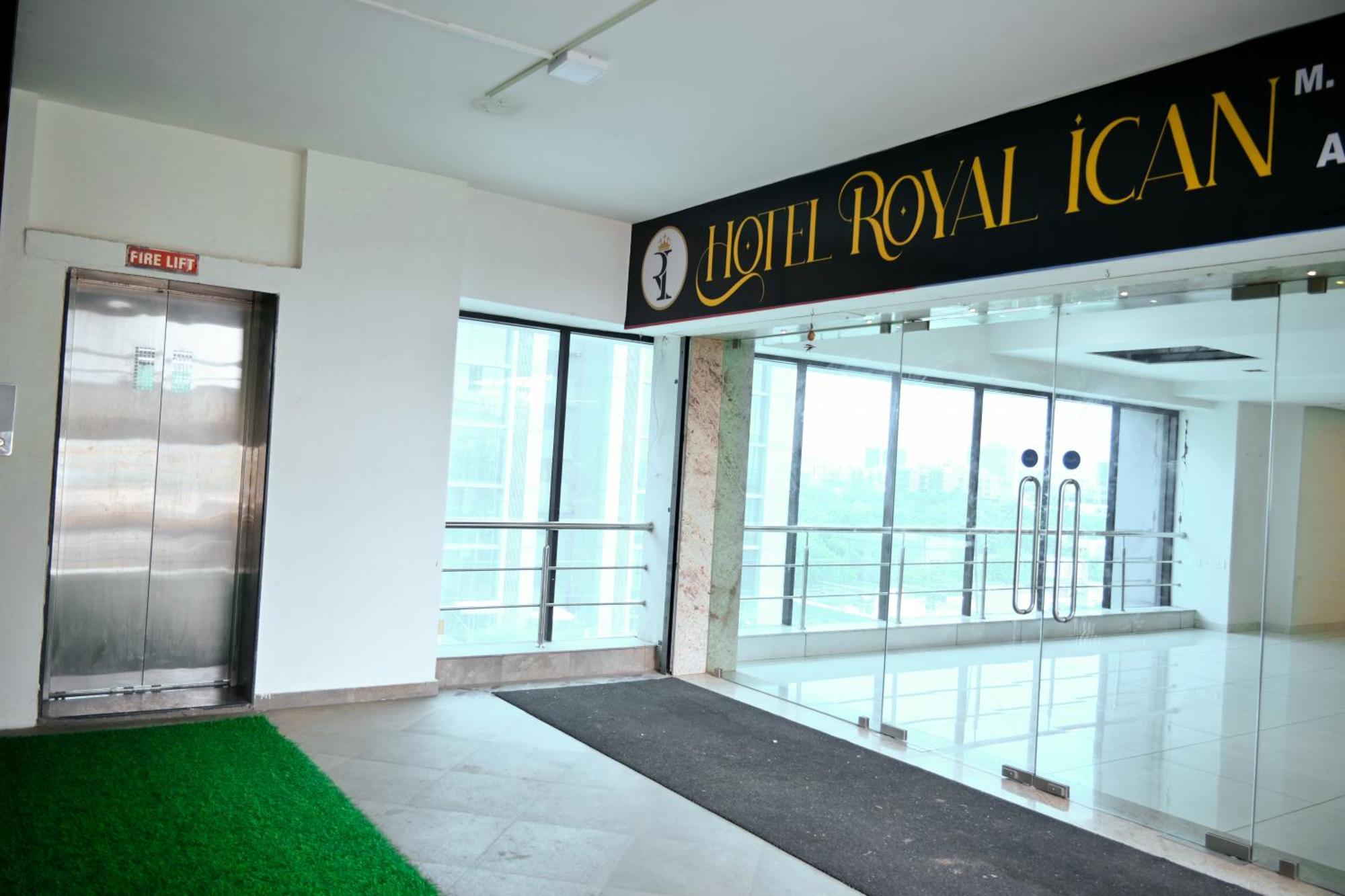 Hotel Royal Ican Sindhubhavan Road Ahmedabad Exterior foto