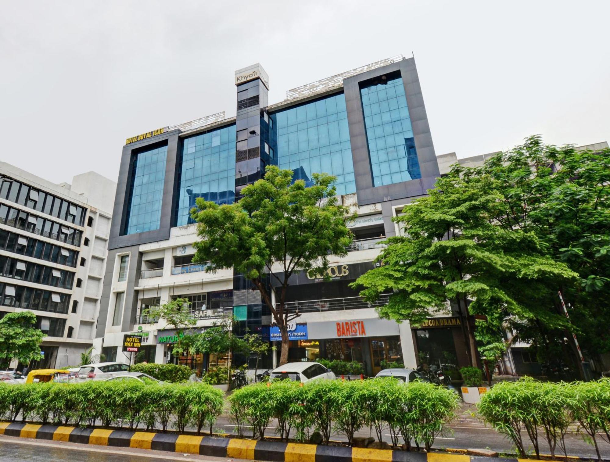 Hotel Royal Ican Sindhubhavan Road Ahmedabad Exterior foto